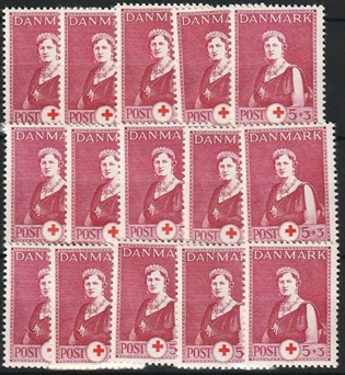FRIMÆRKER DANMARK | 1940 - AFA 267 - Dronning Alexandrine Røde Kors - 5 + 3 øre vinrød x 15 stk. - Postfrisk